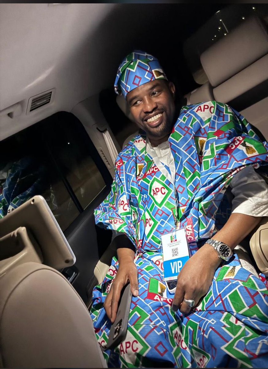 ahmad_ngohi's tweet photo. Poster Boy of the Marine and Blue Economy 🌊@FMoMBENigeria. Engr. Ibrahim @abba4779 Umar, FNSE,@abba4779 earlier on his way to the 8th APC @OfficialAPCNg National Convention @nigerianports  
@woye1  @UMARDONGAS @flexiblenancy @_hafsat_paki @ameen_amshi @wujeyuram @Miss_Halimatu https://t.co/Hw1EfwjJIN
