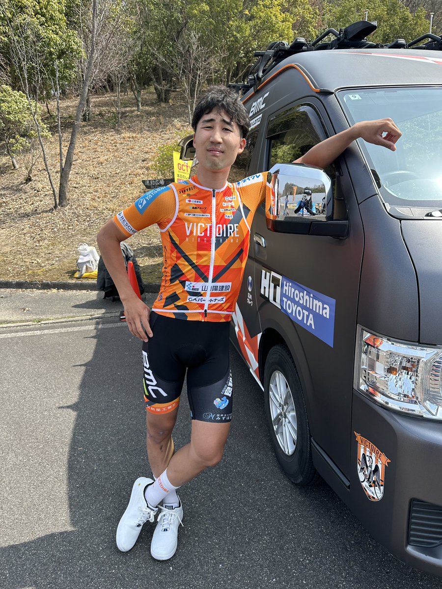 秋茜(九三式中練)／筋肉信者の 🐷 改め 🐮 tweet media