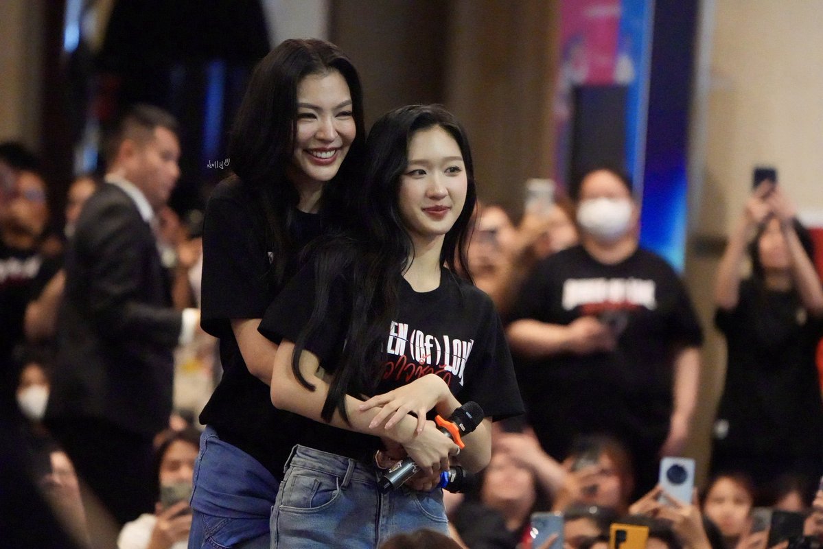 ₭ĀNǤ ◡̈⃝ 𝔽A𝕐E 🌻🍑 tweet media