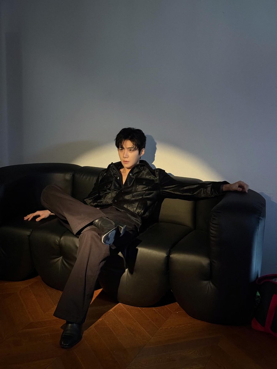 khawheniywmam11's tweet photo. หล่อเท่ห์มว้ากกกกก #คิมซอนโฮ #kimseonho https://t.co/K4Q2ZU0aZm