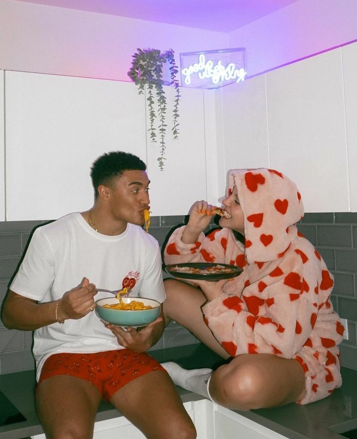 H, Kisame | 🌊 tweet media