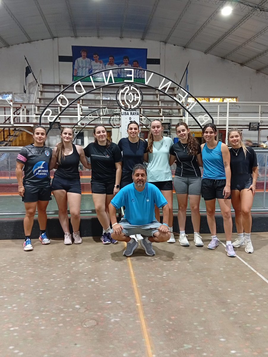 CABochas tweet media