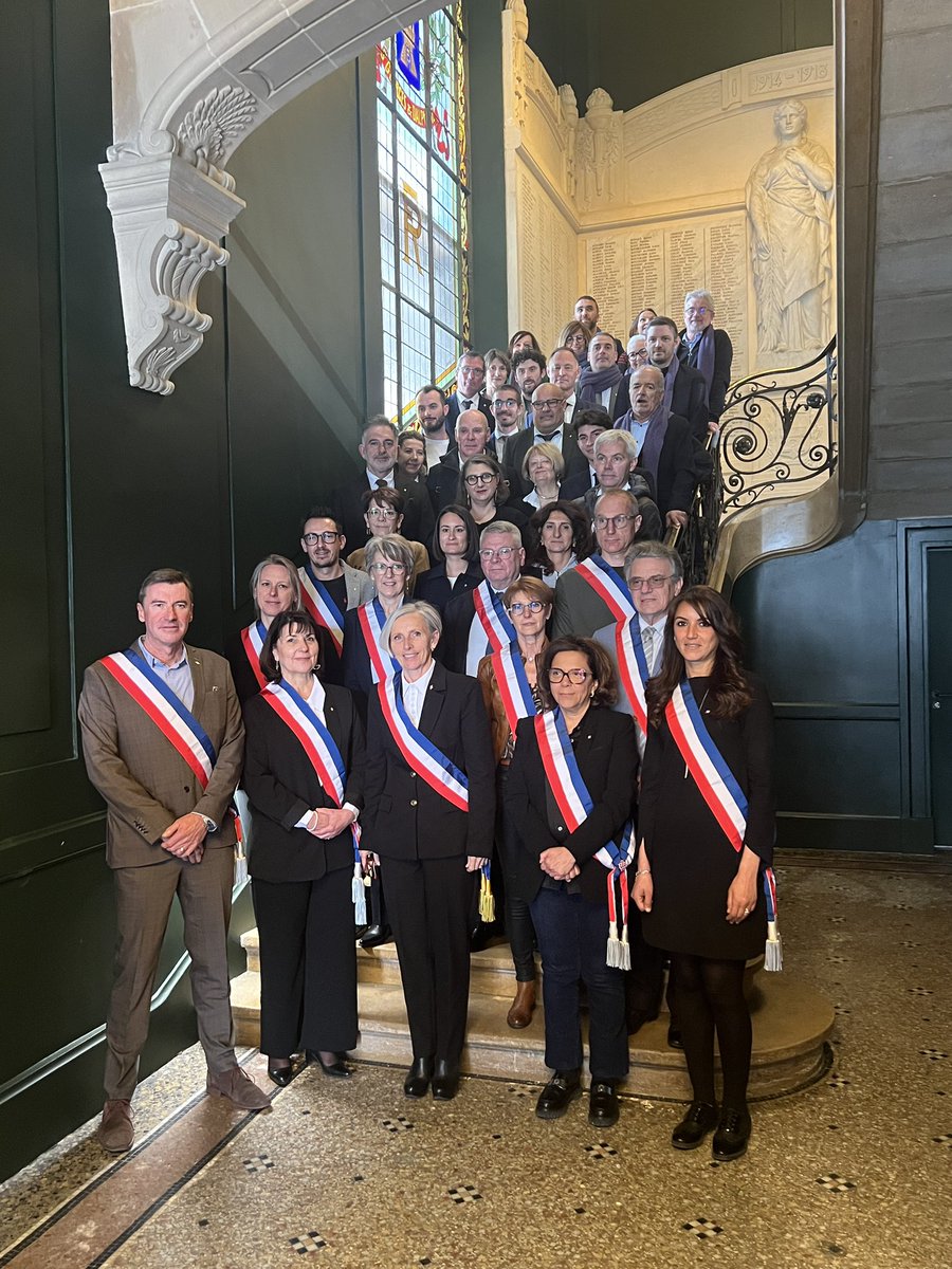 mh_thoraval tweet media