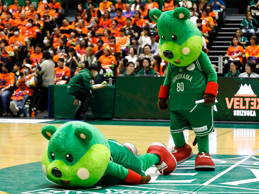 rikuyuupapa's tweet image. 何やってんねん？
#Roll も不思議がってる…
#Pick　
#横浜エクセレンス 
あっ！
もちろん投票済みです👍