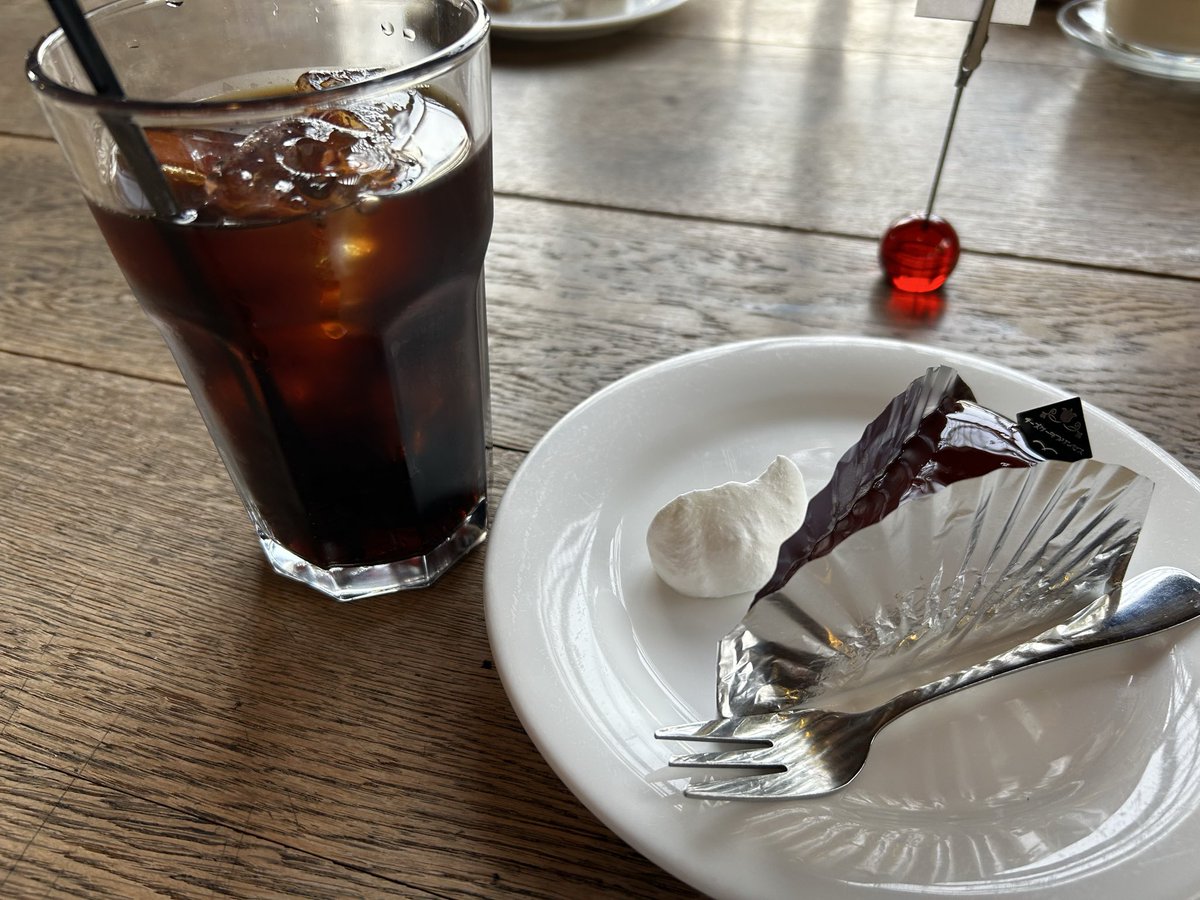 かみしたともや tweet media