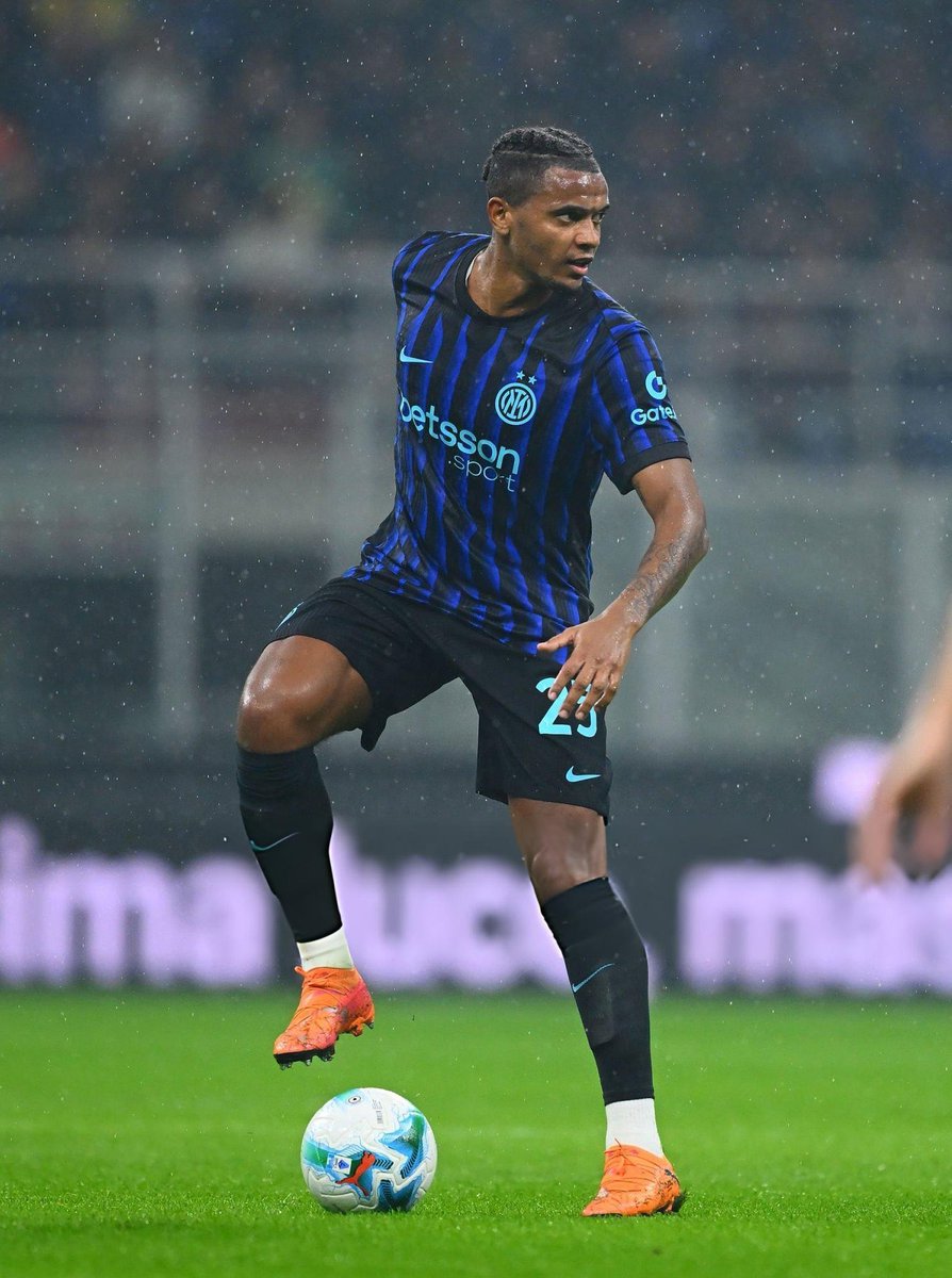 عـمـاد tweet media