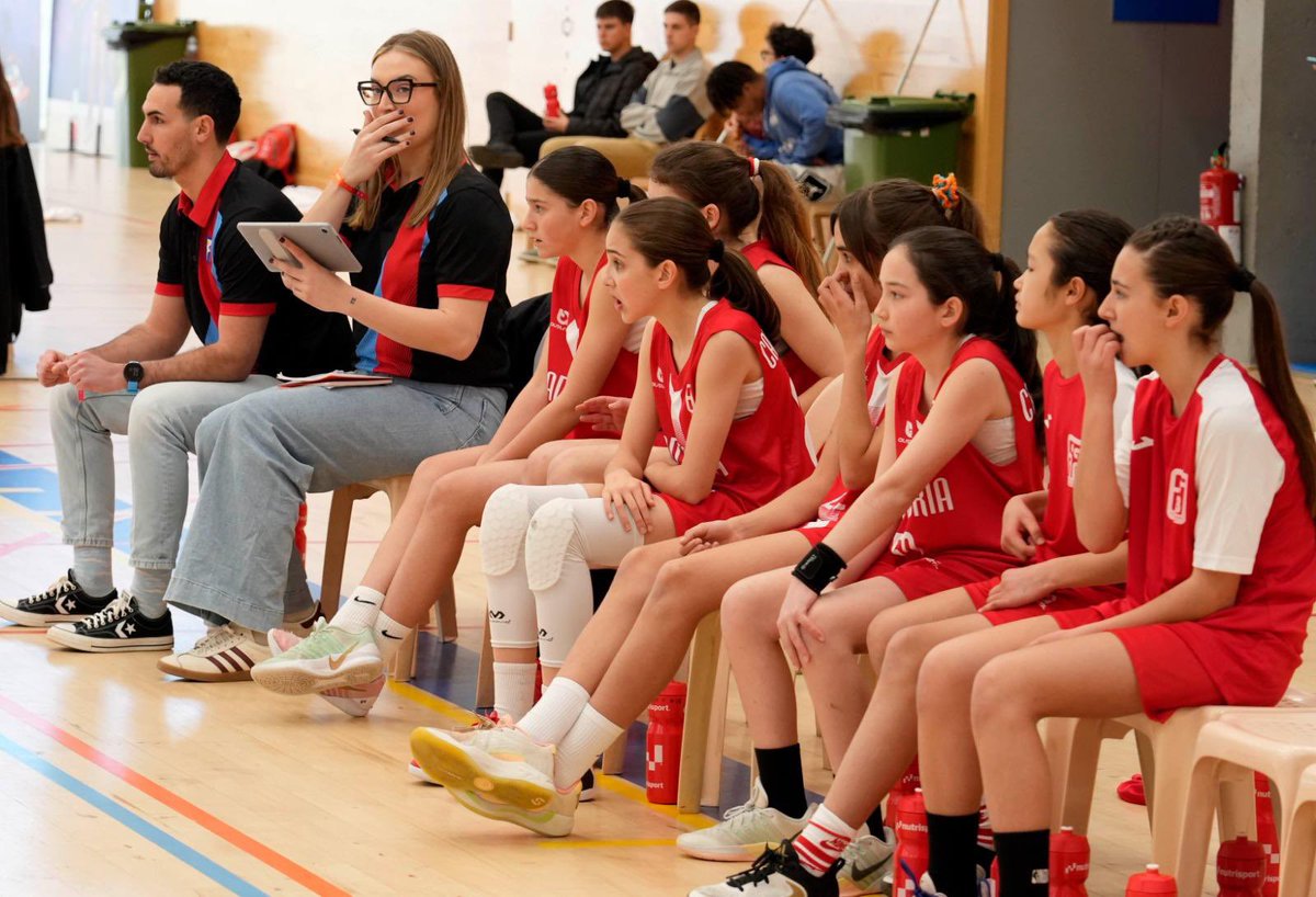 F.CántabraBaloncesto tweet media