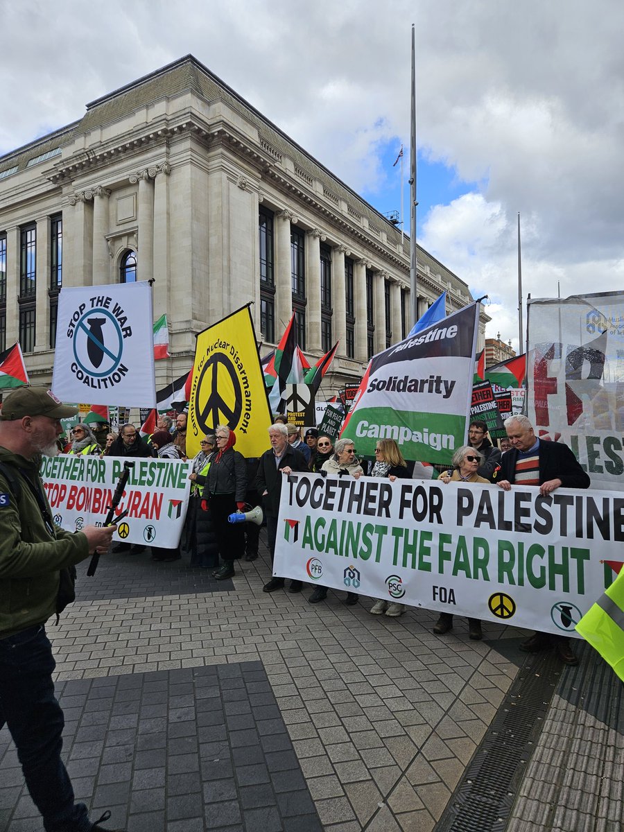 Campaign for Nuclear Disarmament tweet media