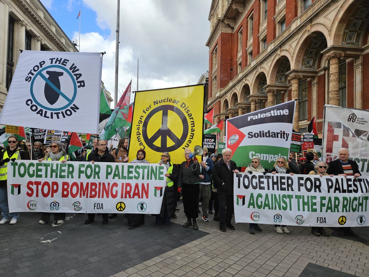 Campaign for Nuclear Disarmament tweet media