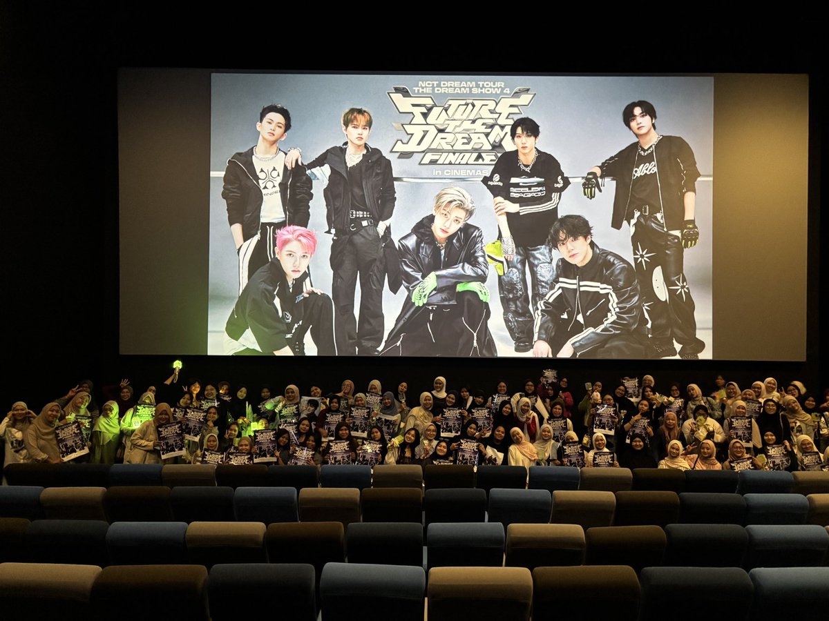 twooleos's tweet photo. TDS4 Encore  CGV TERASKOTA AUDI 7 https://t.co/W5paGTvsHI