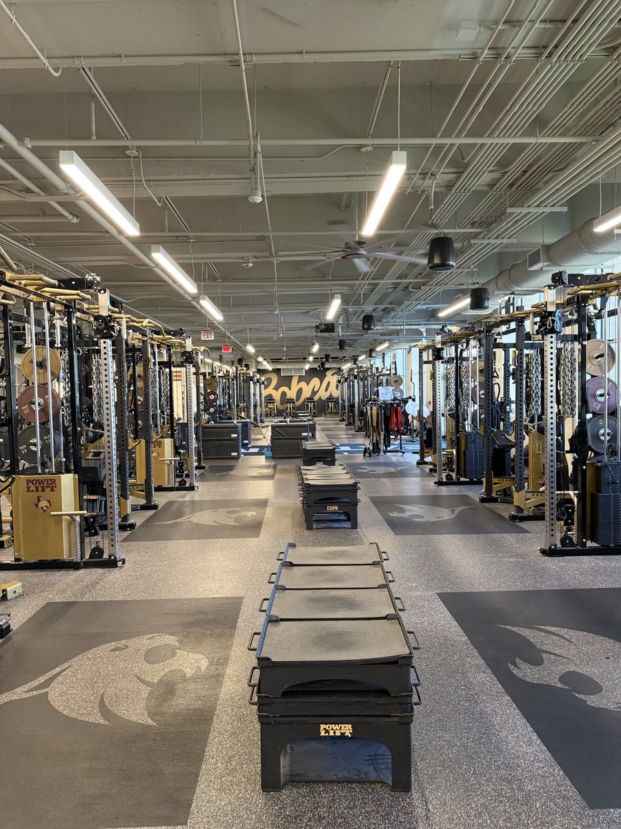 Ethan Houser tweet media