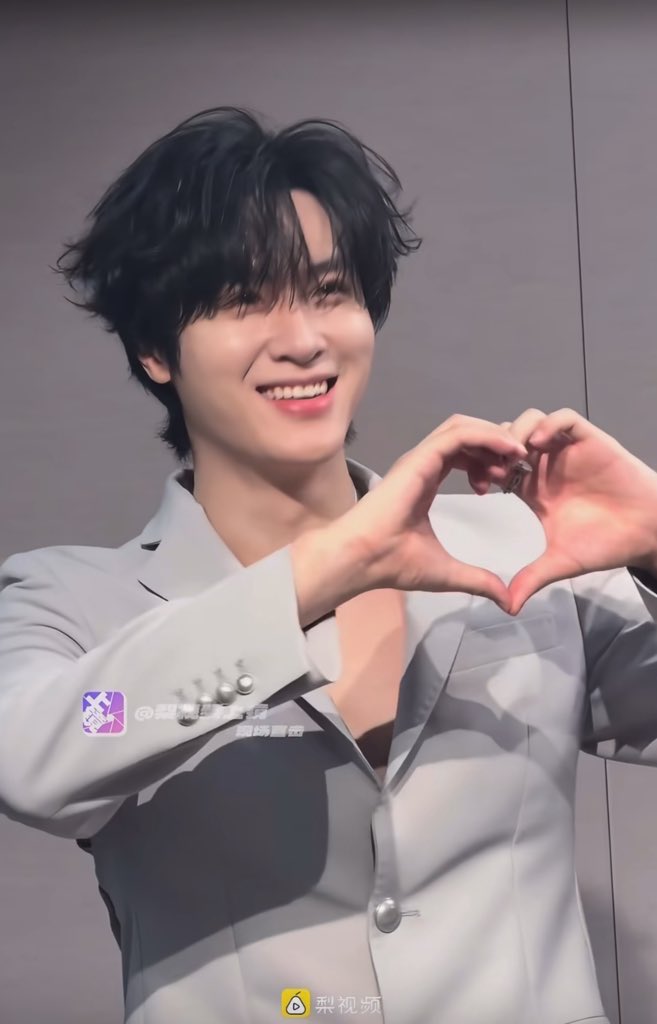 ติ่งไปoneone tweet media