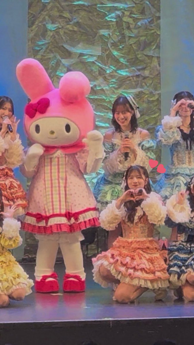 りん tweet media