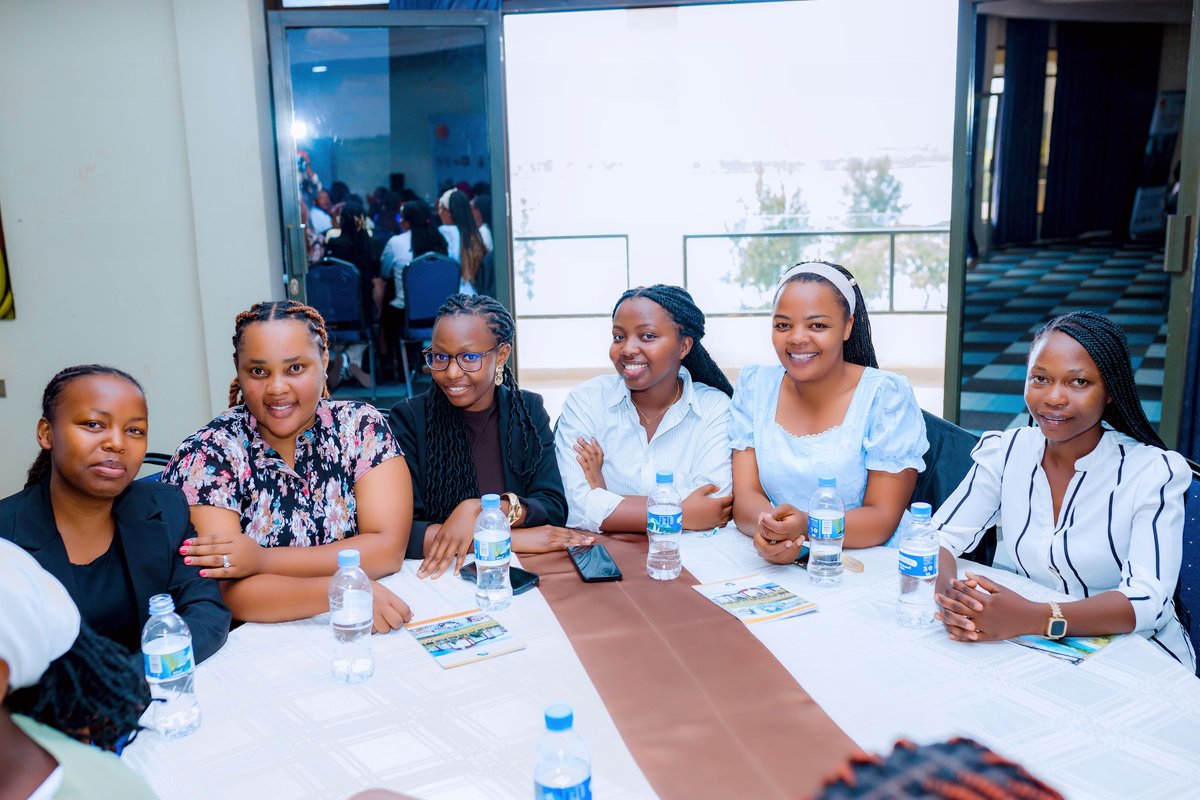 DOTRwanda's tweet photo. Through training, mentorship and coaching, they have reached and empowered 3,800+ youth with digital &amp; business skills 💻This was made possible through strong partnerships with local leaders across communities.#Inclusion https://t.co/SUeVgYRN9t