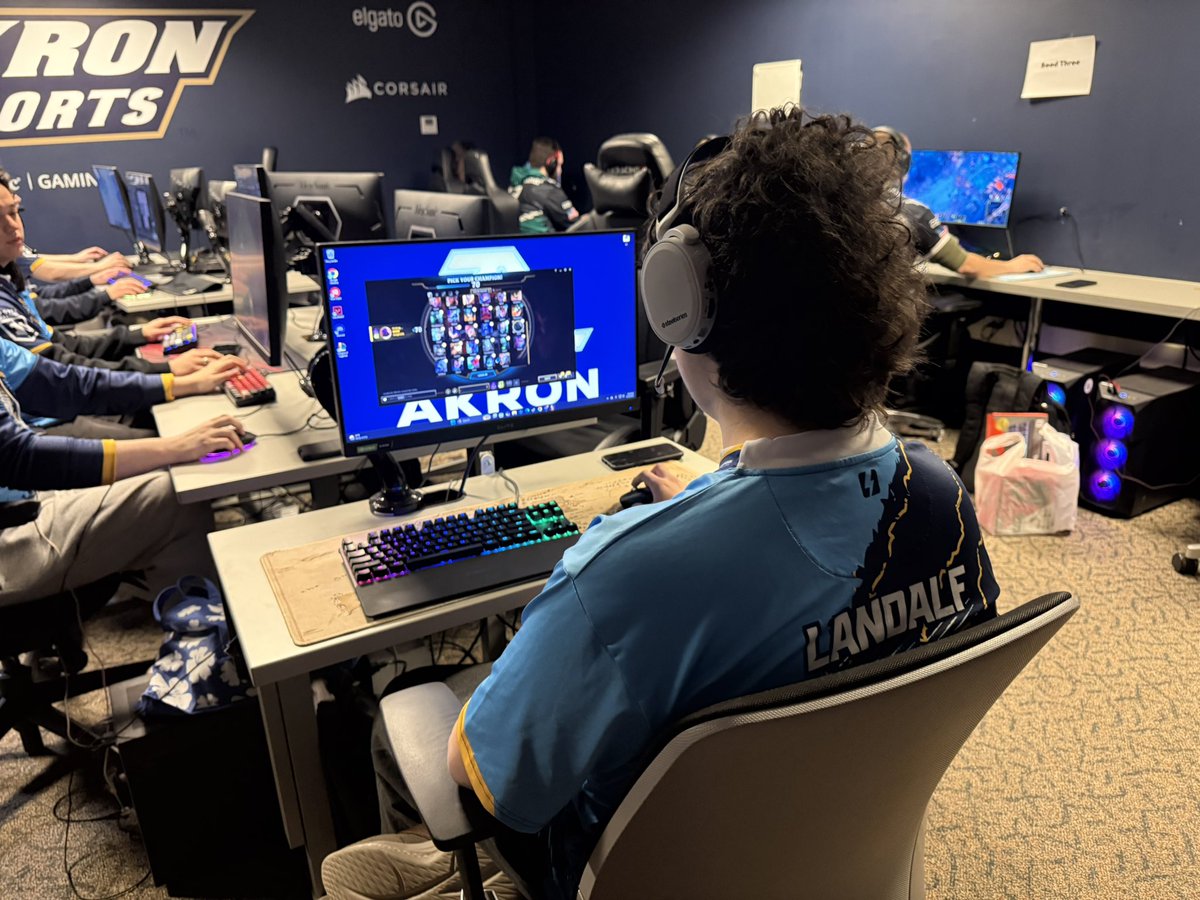 EsportsKSU's tweet image. We are here at Akron for the Spring 2026 ESC LAN ‼️

Game time starts soon ➡️ twitch.tv/zipsesports

#KentState | #KSUEsports ⚡️