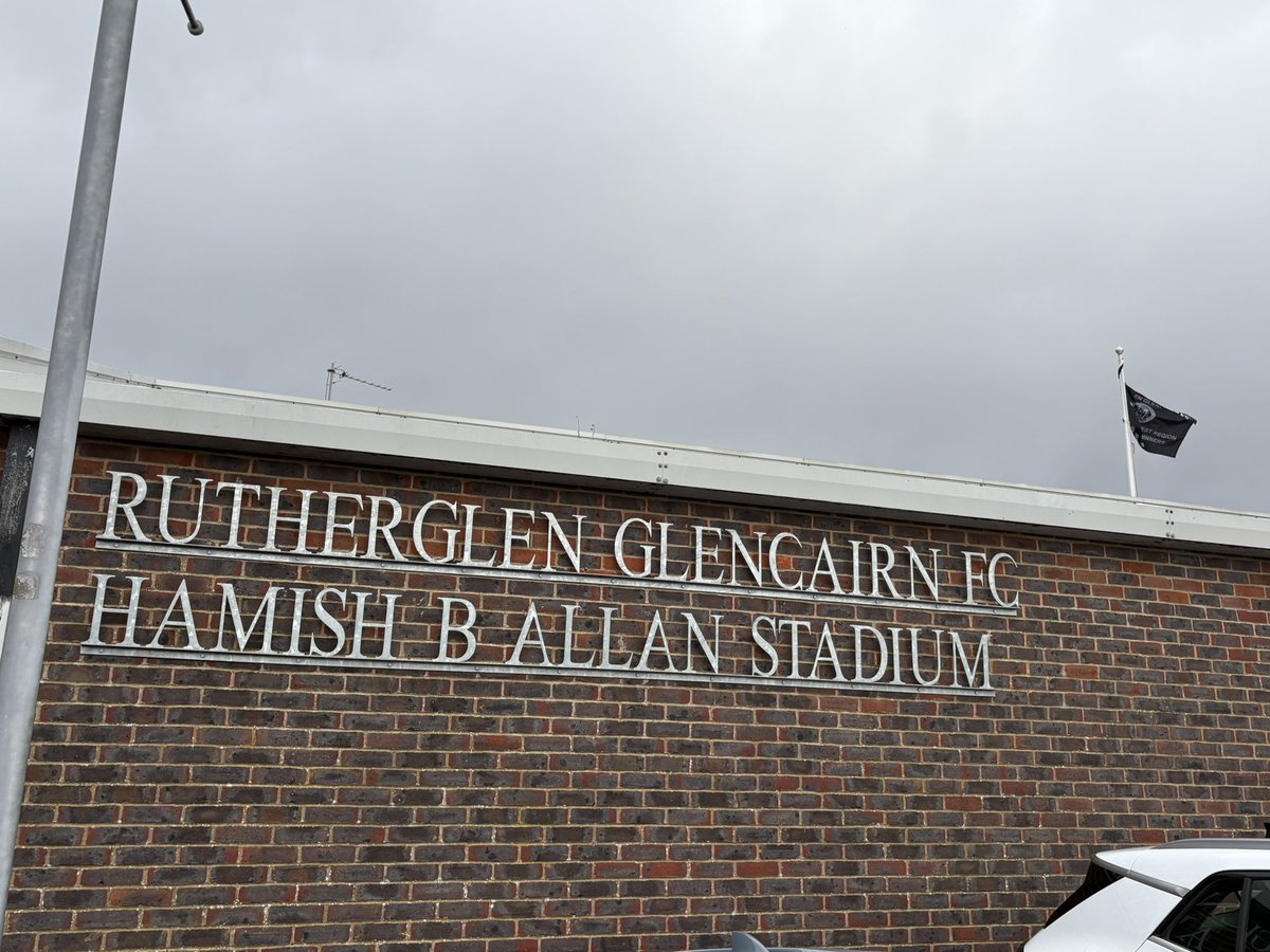 Ross’s football adventures tweet media