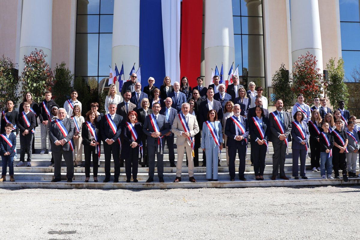sldv06's tweet photo. Séance d'installation du nouveau conseil municipal ce matin à Saint-Laurent-du-Var. https://t.co/4X97TKd2ET