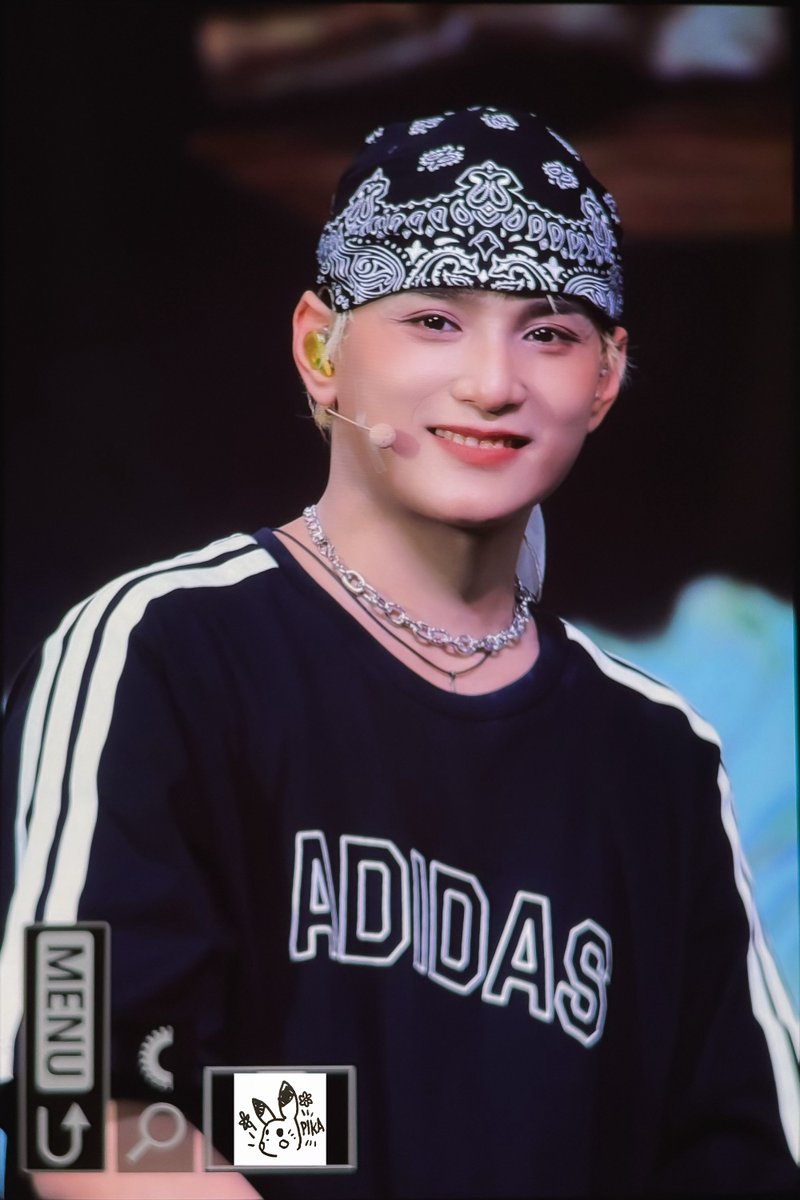 피카⚡️ tweet media