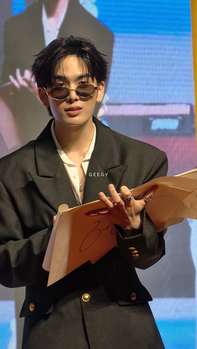 🐯Ps🐶Shune Lae🐻Pp🐼 tweet media