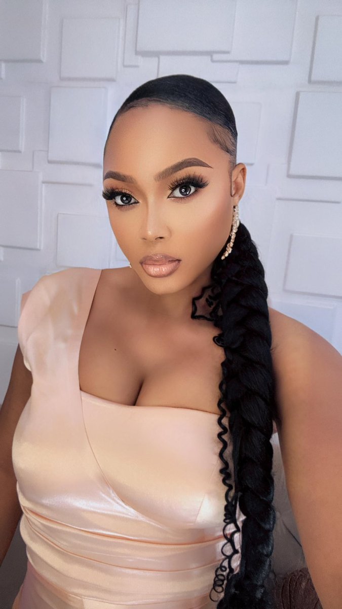 ICTQUEEN tweet media