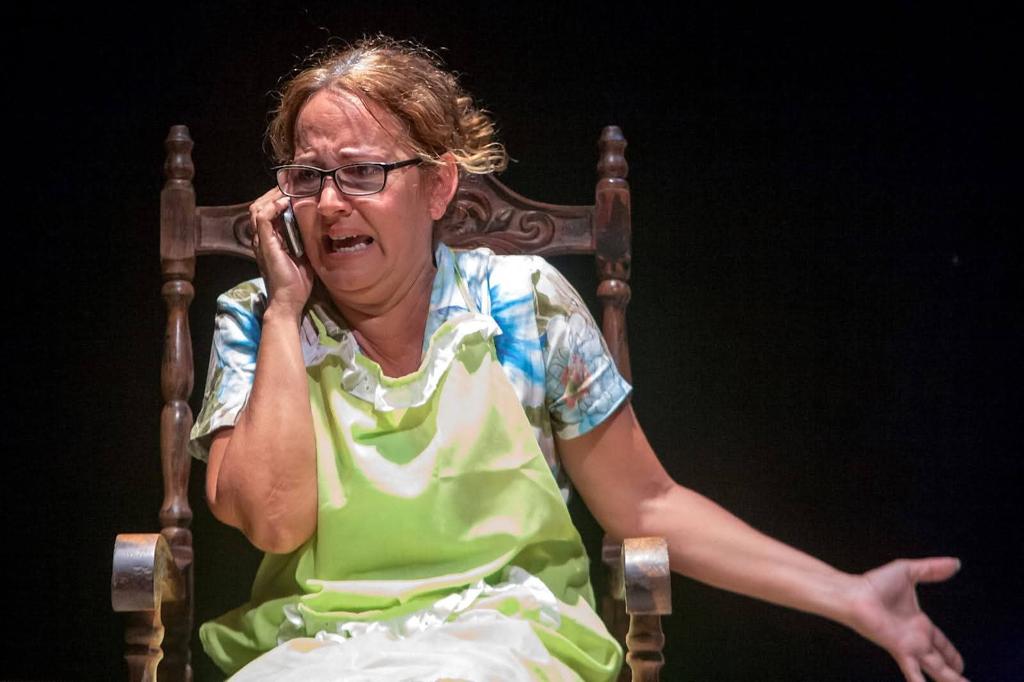 JessicaPadronR2's tweet photo. El teatro, la vida misma. Cada 27 de marzo se celebra el día de quienes desde las tablas evocan pasión y emociones. 🎭. @RadioCaribeIsla https://t.co/jaur3YBIAa