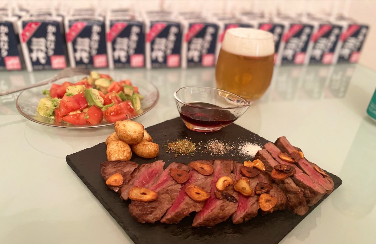 借金もち tweet media