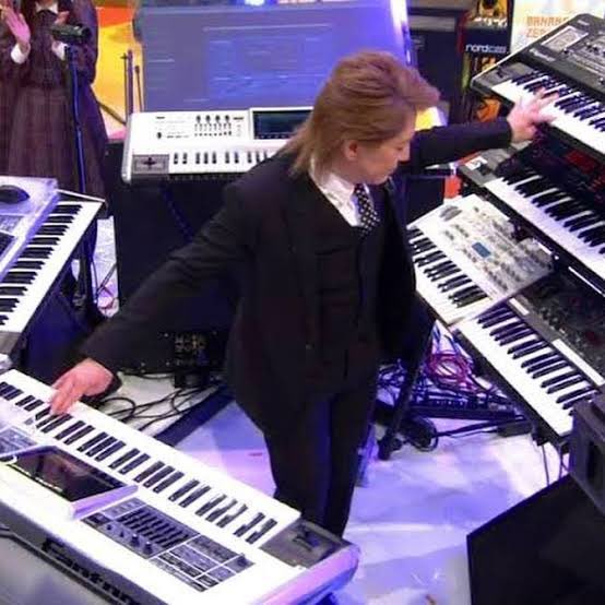 たなか tweet media