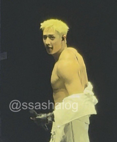 stay 마리☁ tweet media