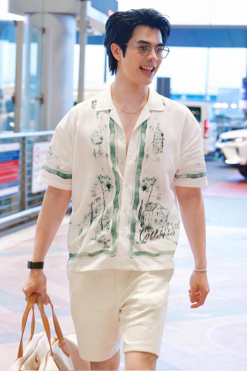 So handsome😍 
<a href="/milephakphum/">mile phakphum</a> 
#MilePhaphum #Greenyrose