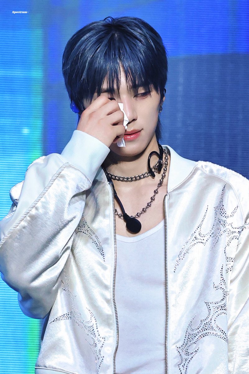 𝙎𝙥𝙚𝙘𝙩𝙧𝙪𝙢- tweet media