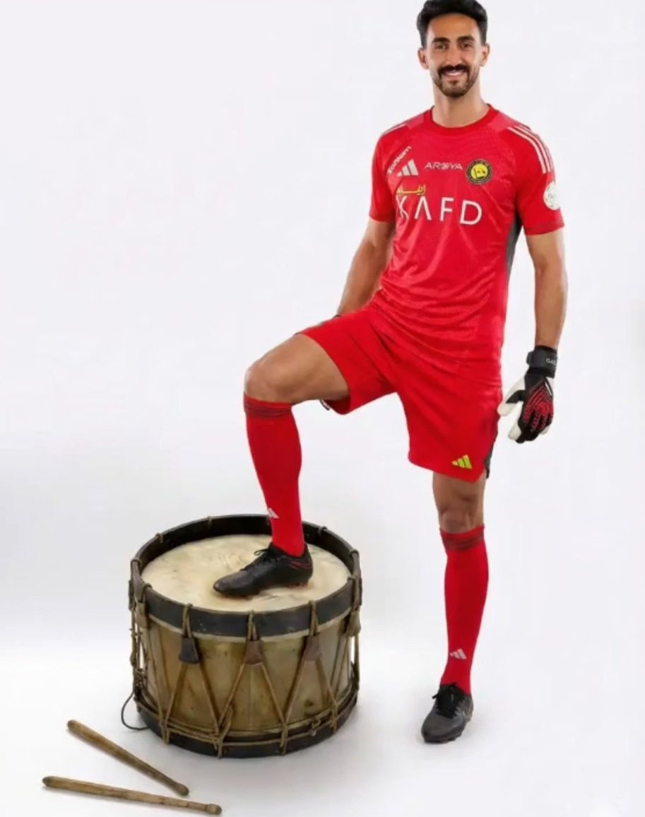 عميد العالمية 💙💛 tweet media