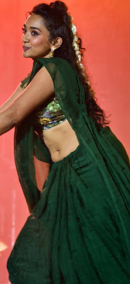 ParavasaNilai tweet media