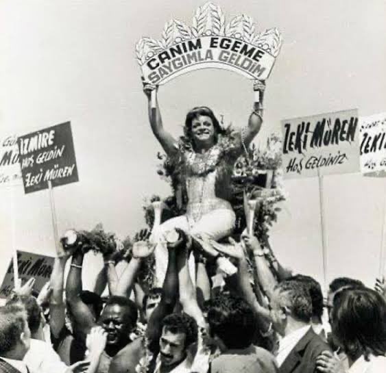 Gökçen tweet media