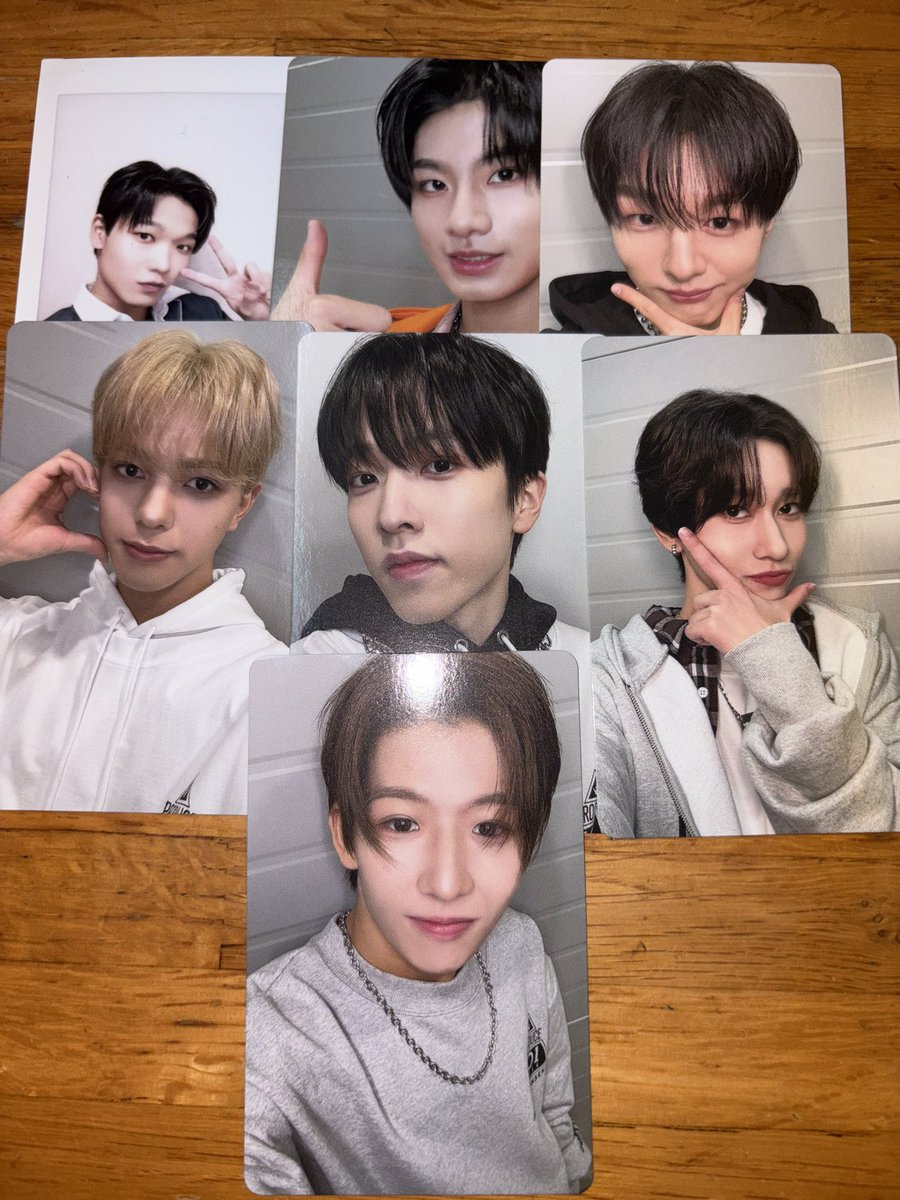 💙🍀取引 tweet media