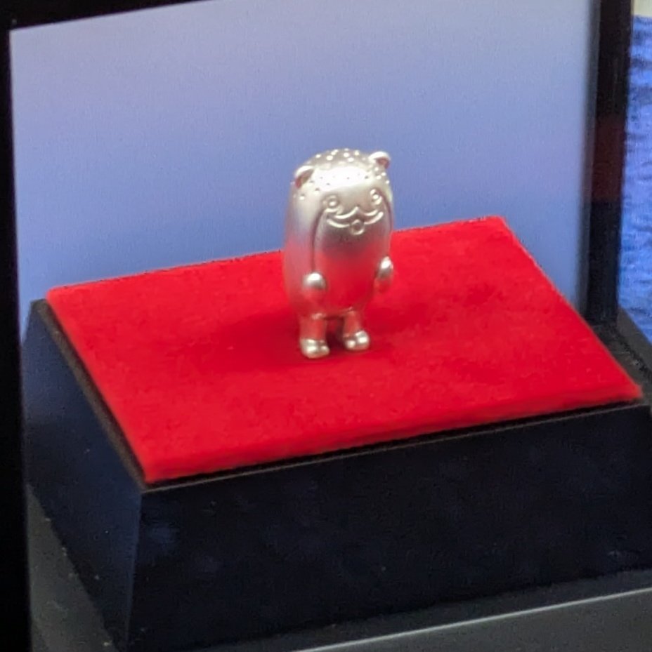 猫_もみ tweet media