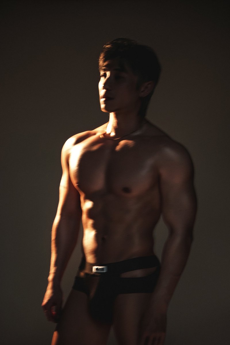 米卡·李 tweet media