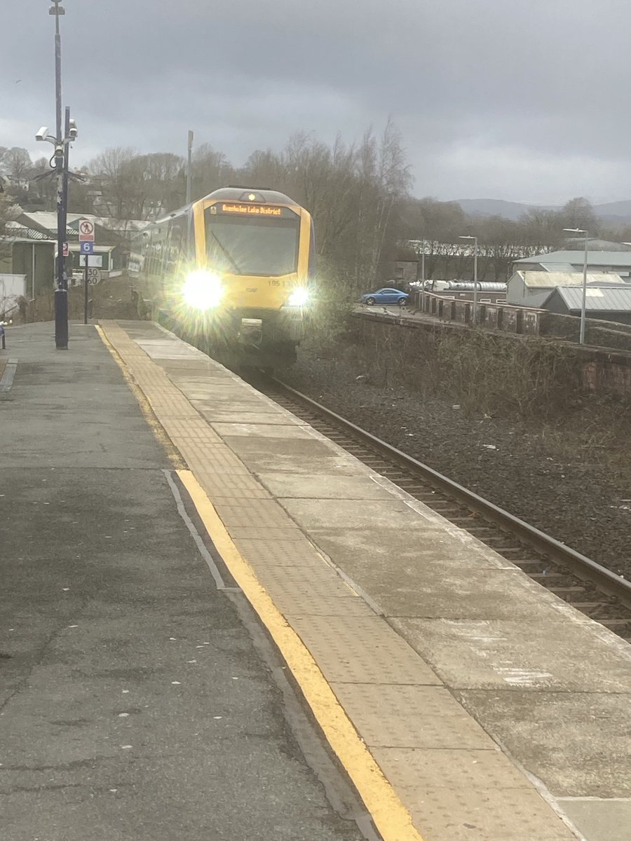 KentonWreck's tweet photo. Greatest game for ages, have to be there. Early train from Kendal for Stones v Mariners!!!
UTS!!!! https://t.co/uac5UOoNah