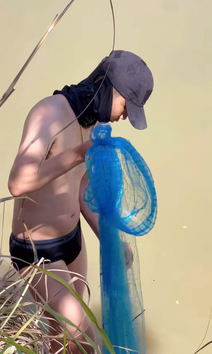 ต้นนะคับ tweet media