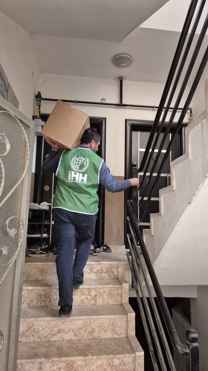 هيئة الإغاثة tweet media