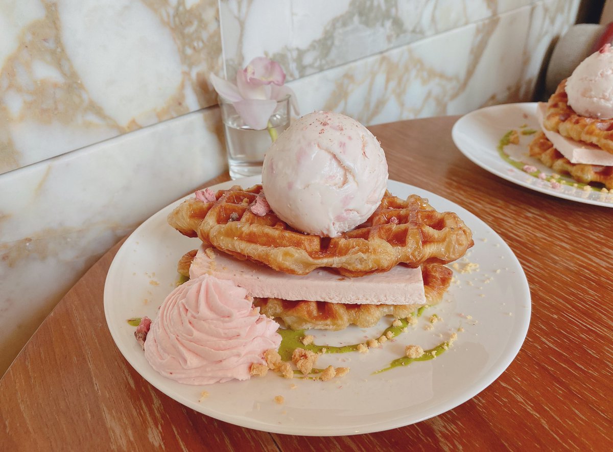 🤖𝚂𝚄𝙼𝙸𝚁𝙴🍆 tweet media