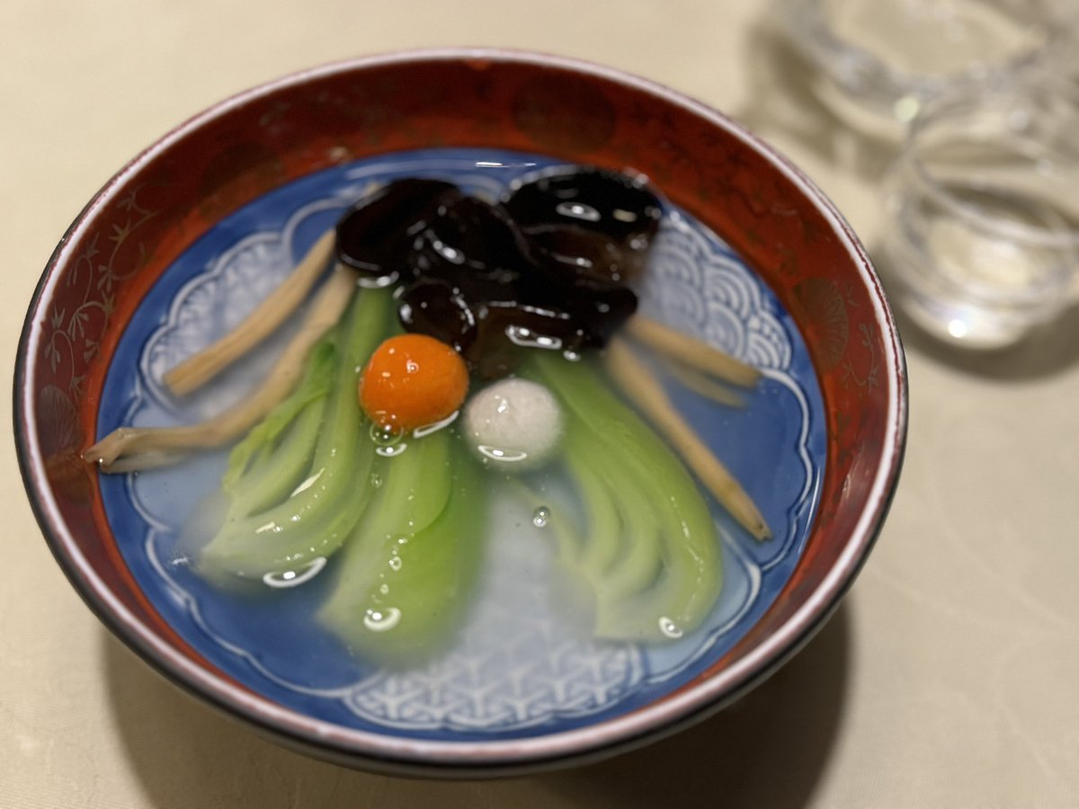 月山もも🍶＃ひとり旅本 11刷 tweet media