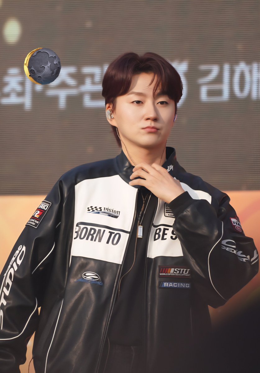 지구빛 tweet media