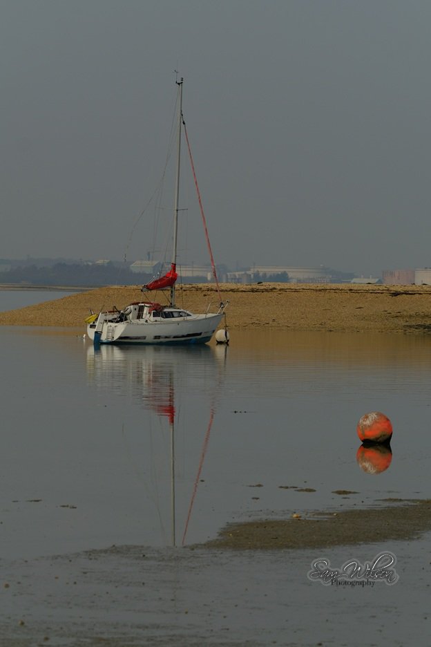 SamWlandscapes's tweet image. There was a mist at Calshot on Monday creating a minimalist feel #coastalphotography #landscapes
