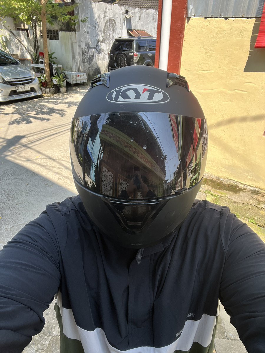 TRAINER POKEMON tweet media