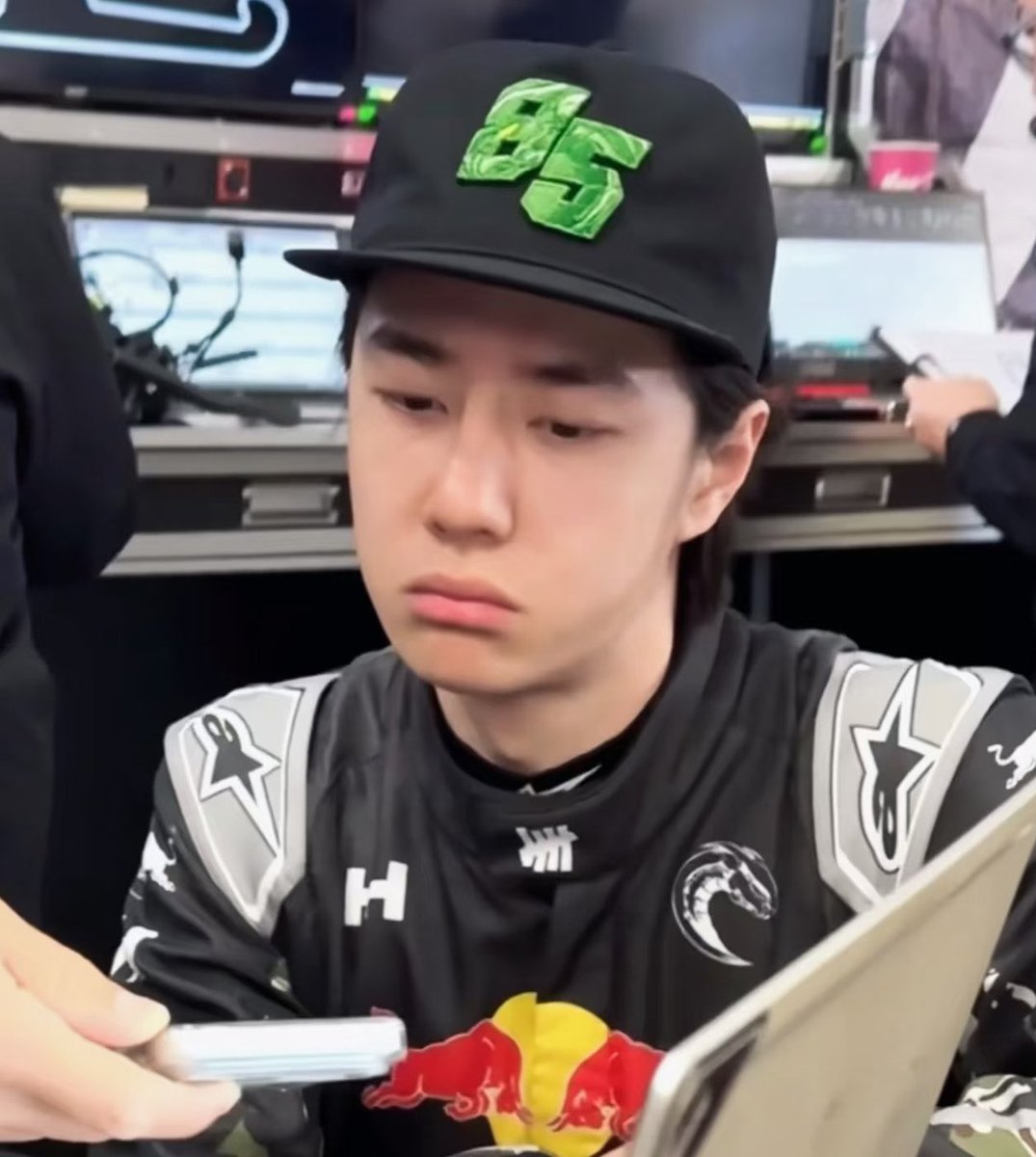 เอ็นดูคุมนักแข่ง หน้างอแงมาก

YIBO85 ENGINES AWAKEN
#85RacingxGT3PreSeasonD1
 #YIBO85
 #WangYibo