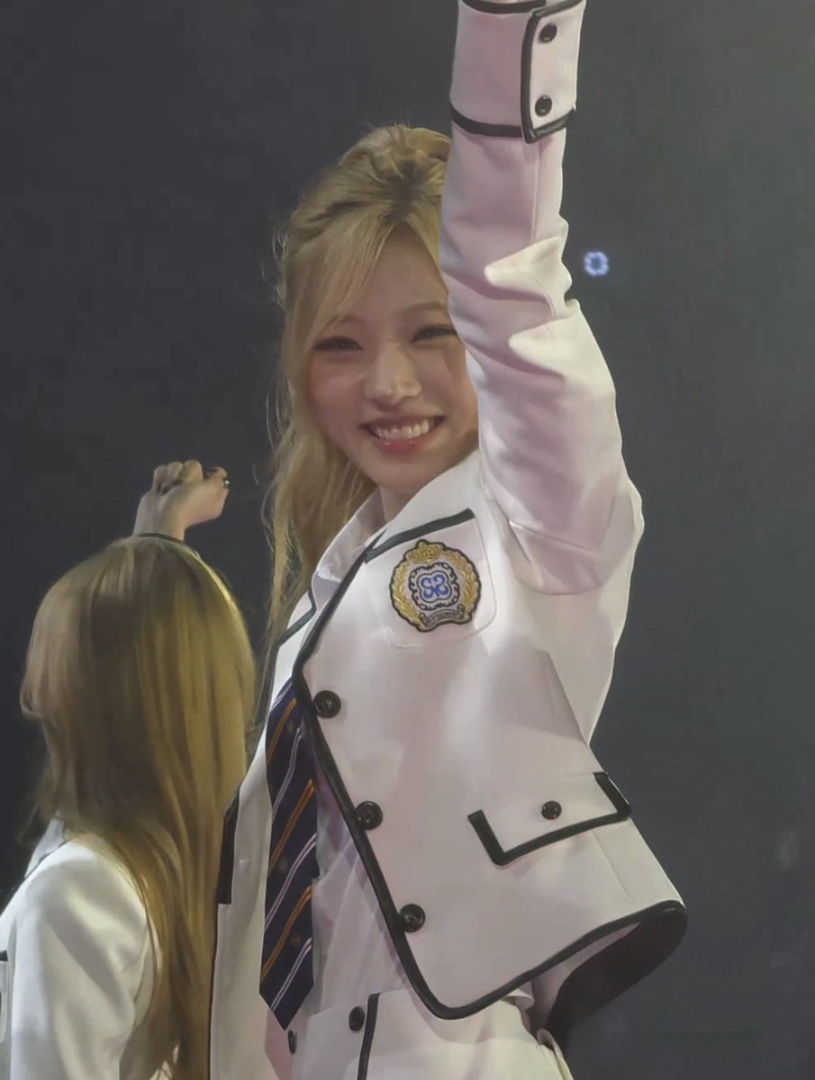 Nin 𝜗ৎ tweet media