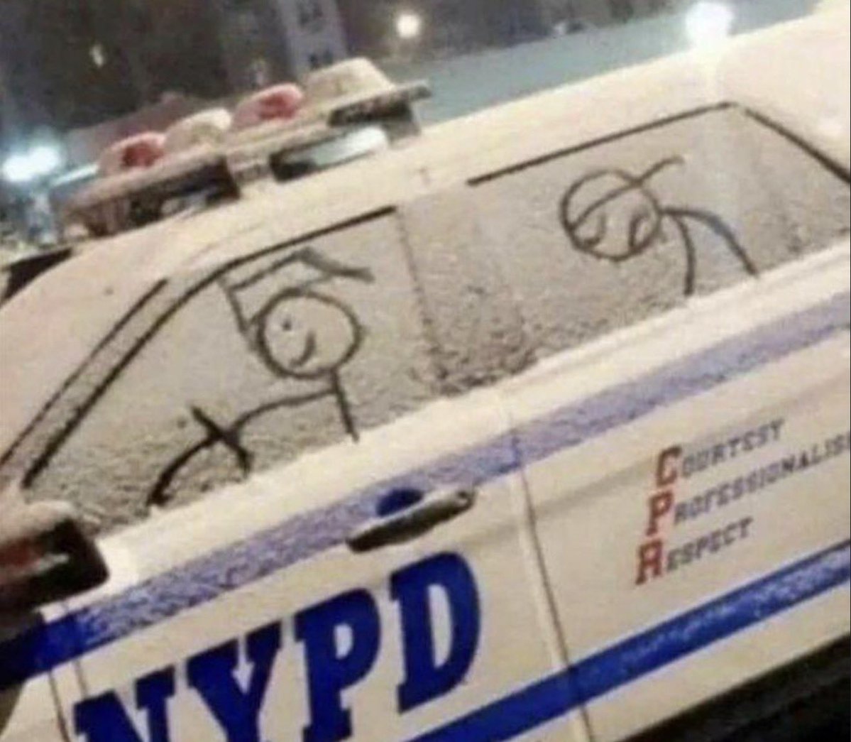 insane poses tweet media