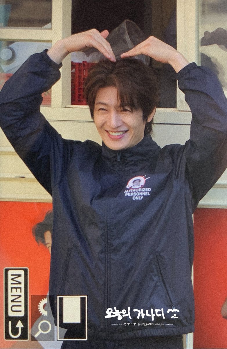 바이ᰔᩚ tweet media