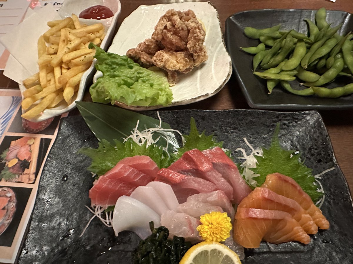 Aria_Orion's tweet photo. お疲れ様です𓏸︎︎︎︎𓈒🥂𓂃乾ෆ⃛杯𓂃🥂𓈒𓏸︎︎︎︎

本日の仕事終えて⚔️
次回の仕事がラストになりました😅
🅛🅐🅢🅣は3月31日の火曜日....

そして今から後輩たちが送別会してくれるみたいです🥳二次会はカラオケや〜🎤

いっぱい騒いできます( *>ω<*)/🍺 https://t.co/ppbK0cSpeR