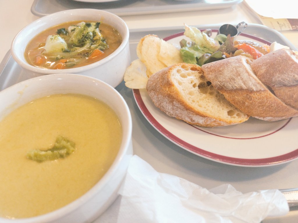 コーノ tweet media